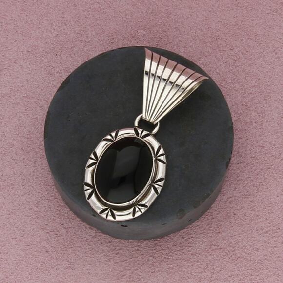 Sterling Jewelry - carol felley sterling silver vintage black onyx cabochon pendant